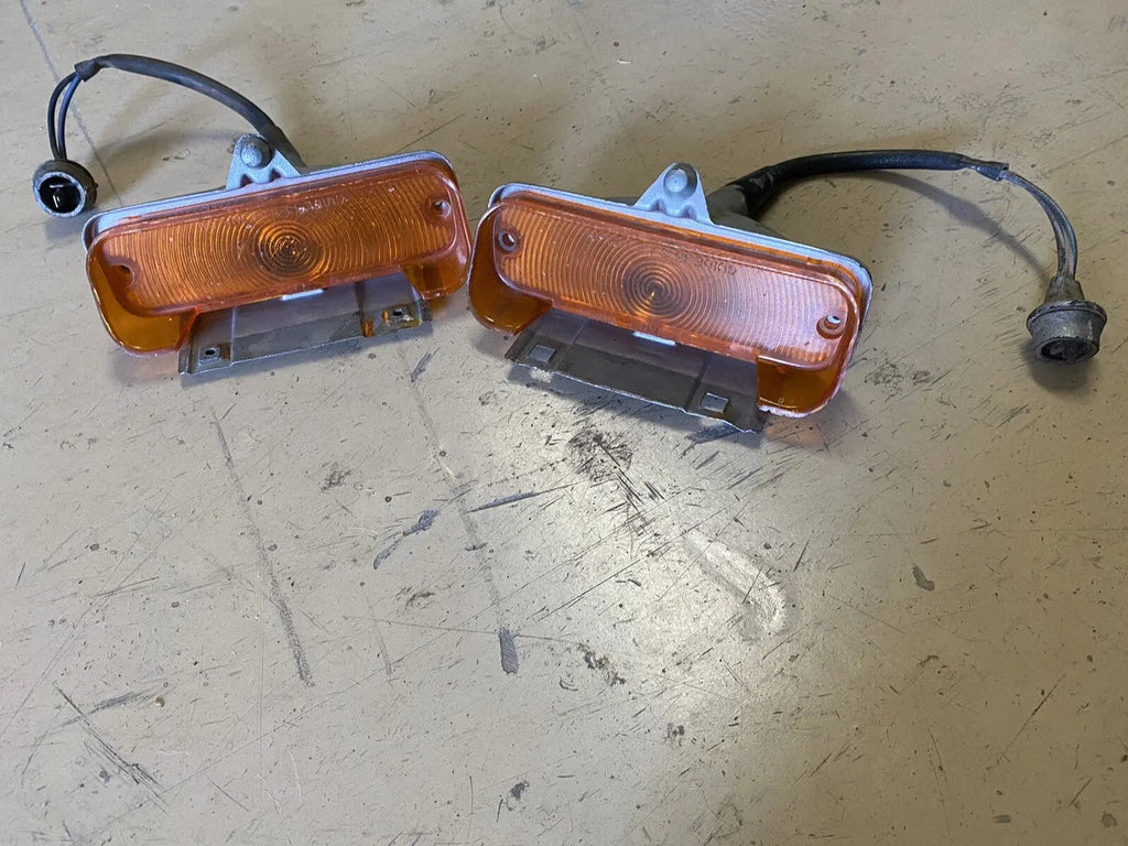 1958-59 Chevy Truck Original Front Park light And Turn Single. DAVES CLASSIC TRUCK PARTS