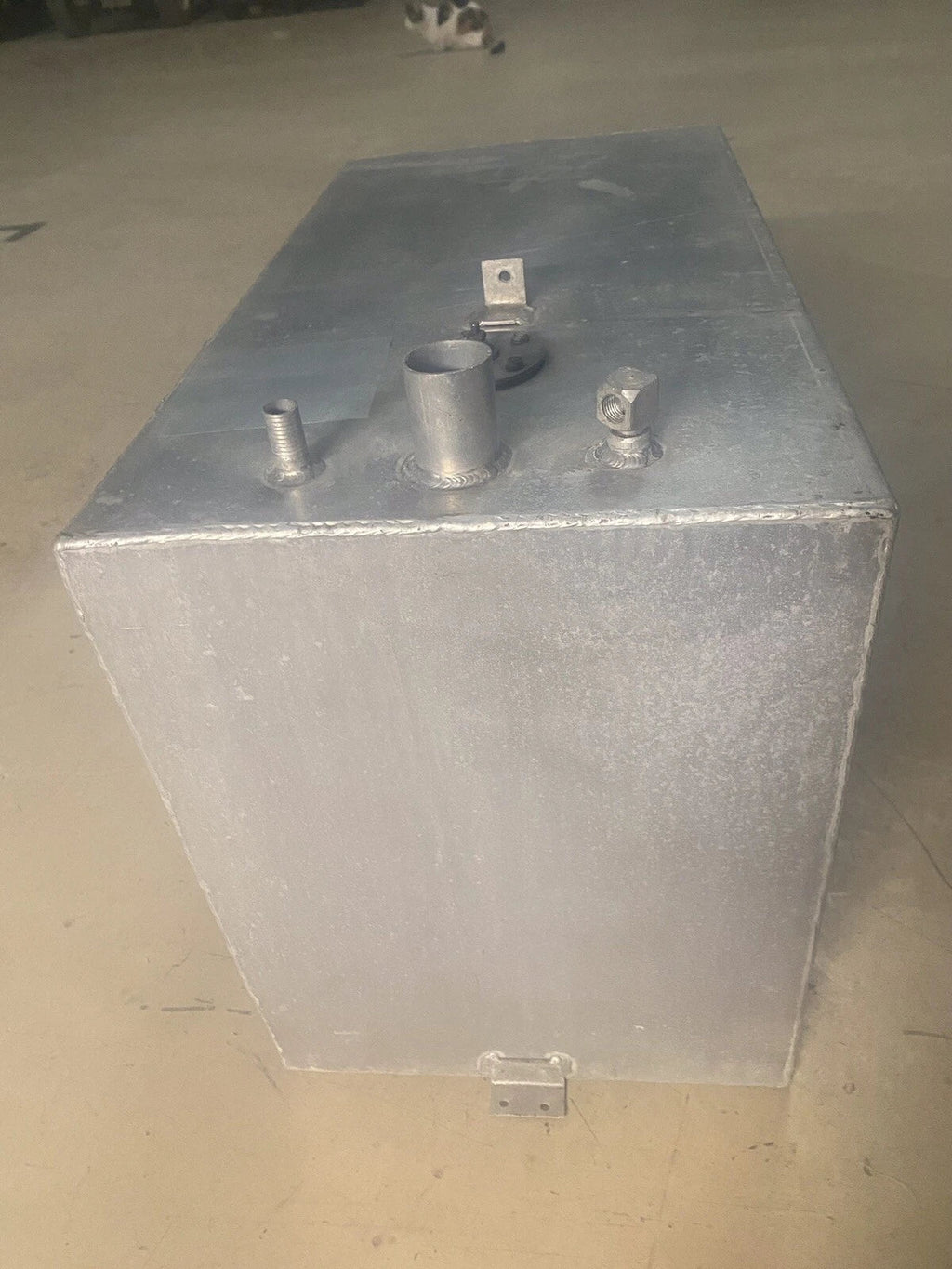 26 Gallon aluminum auxiliary fuel tank DAVES CLASSIC TRUCK PARTS