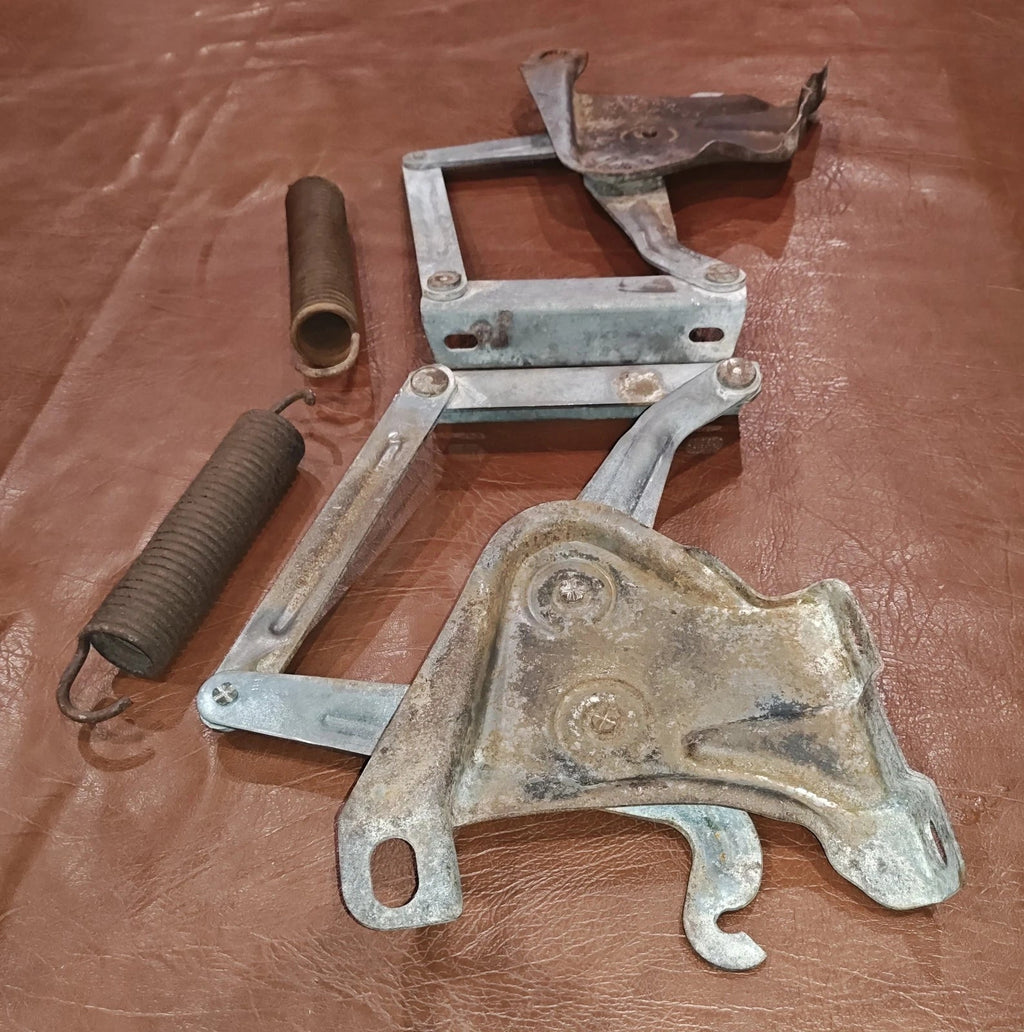 58-59 Chevy & GMC Hood Hinges DAVES CLASSIC TRUCK PARTS