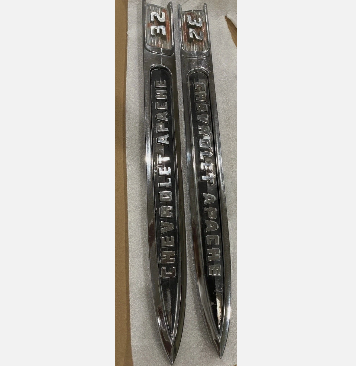 58-59 Fender Emblems Apache 32 - Spear Emblems In Excellent Shape DAVES CLASSIC TRUCK PARTS