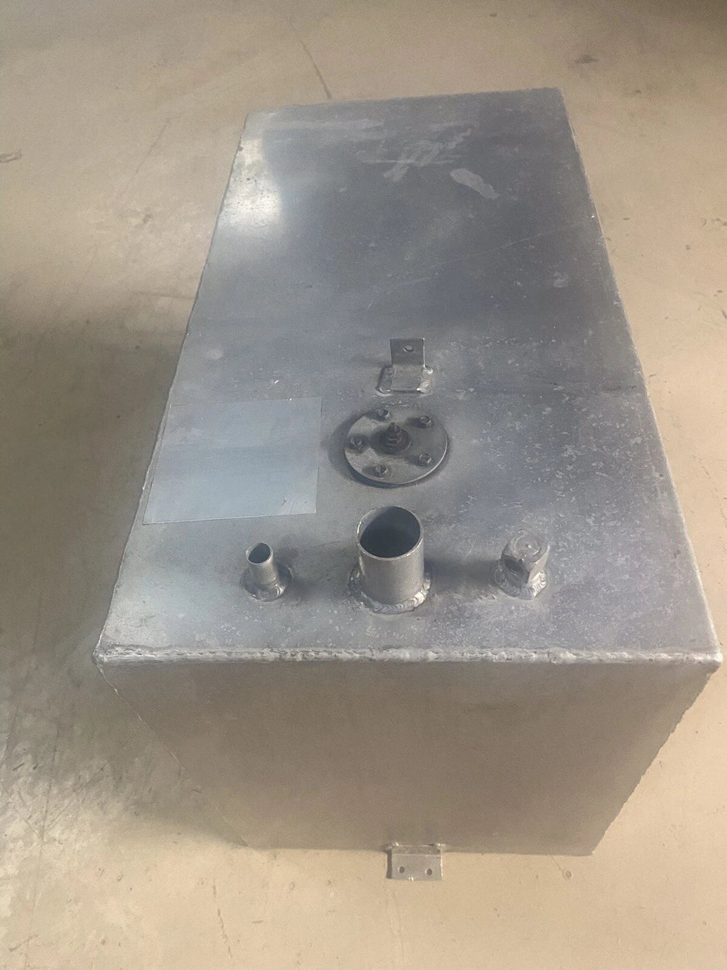 26 Gallon aluminum auxiliary fuel tank DAVES CLASSIC TRUCK PARTS