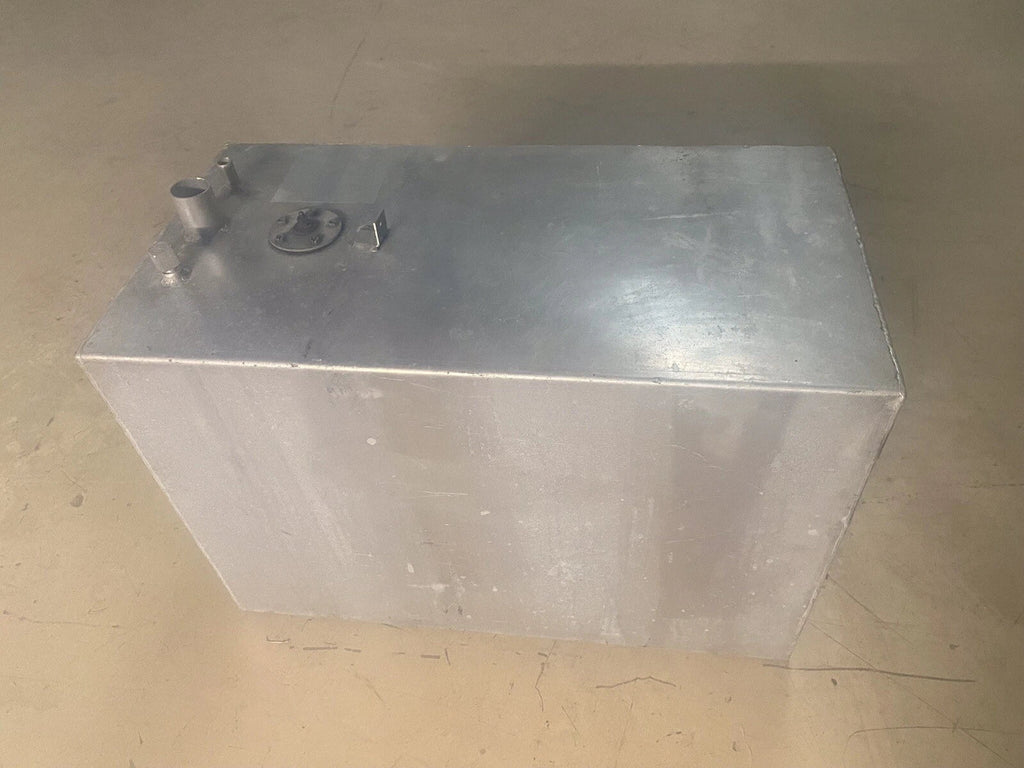 26 Gallon aluminum auxiliary fuel tank DAVES CLASSIC TRUCK PARTS