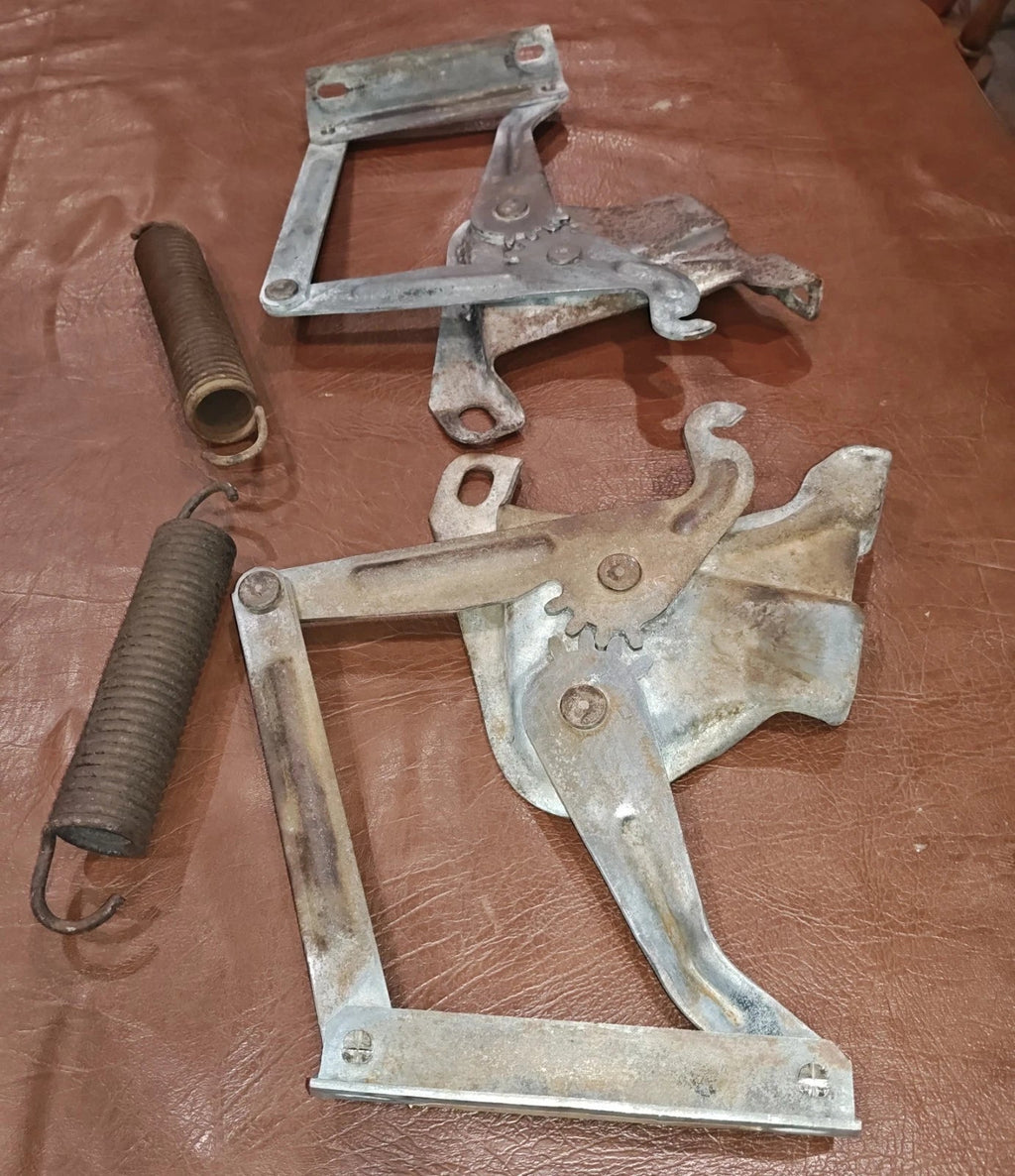 58-59 Chevy & GMC Hood Hinges DAVES CLASSIC TRUCK PARTS